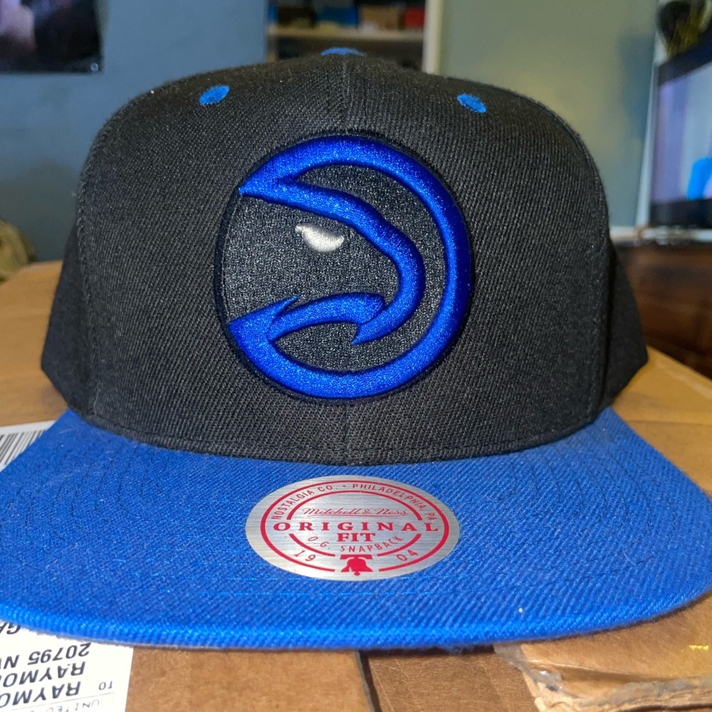 Mitchell & Ness Black and Blue Snapback Hat